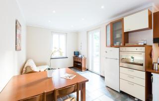 3 Bedroom Nice Apartment In Stresa - 7