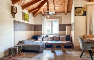 Cozy Home In Vardica With Sauna - 6