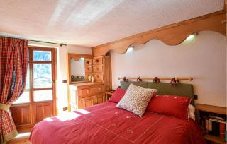 Amazing Apartment In Cogne - 2