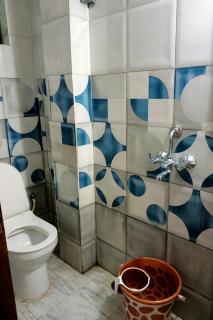 HOTEL #Golden Bliss# With Lift Facility Just Near To Railway Station Free Wifi & Good Service - 3