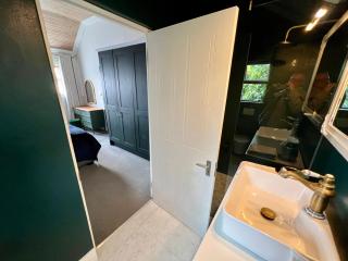 Serenity Suite - 6