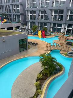 Floor-to-Ceiling Mountain View Loft Naiharn - 9