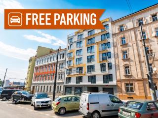 Brand new studio apartment #71 with free secure parking in the center - 0