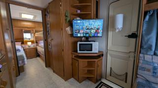 Mikael's Bed & Spa - Camping Suite - 7