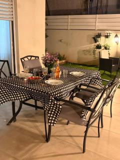 Luxury Dizengoff Studio with Large Private Backyard 5 Min Walk to the Beach - Tel Aviv - 7
