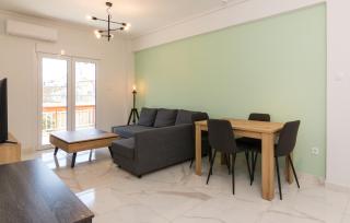 2Bdrm Bright Apartment in Dafni - 2