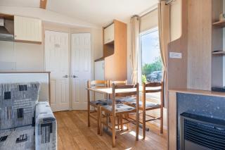 Chalet de Zwaan op camping Oudesluis - 7