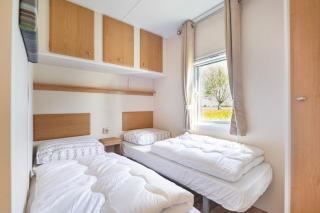 Chalet de Zwaan op camping Oudesluis - 4