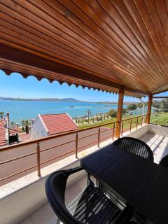 Scenic Cunda View Duplex with Terrace Near Beach - 0