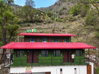 P.k. Resort Kedar Valley Triyuginarayan road, Sonprayag - 8