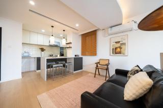 天赐10G-Shanghai Mayhome B&B-the Bund view and Nanjing Eest Road with 3 bedrooms-4 beds-2 bathrooms elevator apart ment Nearby Eest Nanjing Road Metro - 1