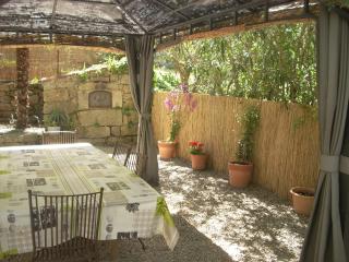 Demeure traditionnelle en pierre avec piscine - 6