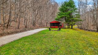 Creekside Hideaway - 4
