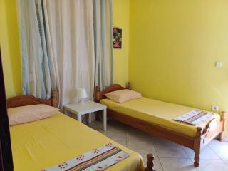 Flogita Holiday Apartments - 4