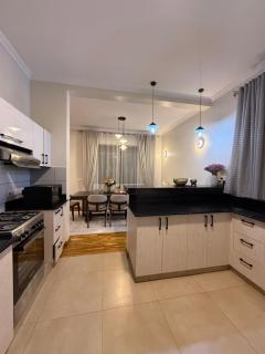 Modern 3-Bedroom Townhouse in Pearl Marina Estates - 4