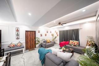 Nebula Cottage by Quercus Oak Stays - 1
