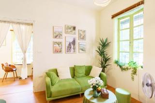 Serene 2BR 2BA Apt Old Quarter FREE Parking Washer - 1