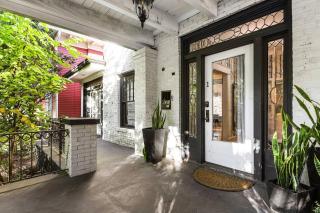 Modern Midtown Getaway - Luxury Chic Unit ✧ - 1