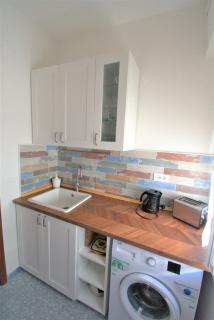 Central Lido di Camaiore Apartment Comfort and Convenience Await - 6