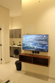 One-bedroom apartment with living room and double bed in Al-Dhubbat neighborhood #16 - 2
