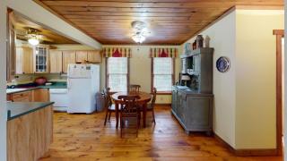 Hemlock Hideaway - 1