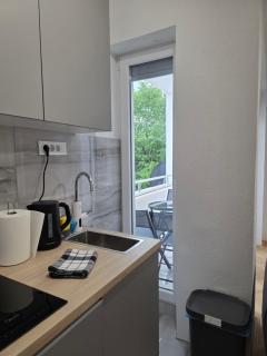 Maple Apartment - Premium City Center Stay - 2
