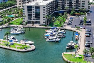 Harbor Towers 3rd Fl 2 Bedroom Bay View - 2