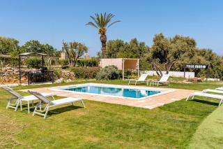 Seaside Gem near Heraklion, Villa Maro's Getaway - 4