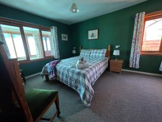 Woodlands Cottage cottage sleeps 5 - 9