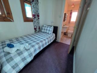 Woodlands Cottage cottage sleeps 5 - 2