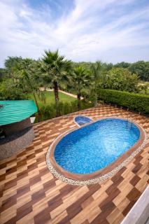 Luxury 5BHK Farmstay Perfect for Groups - 5