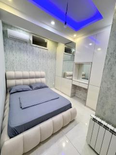 Luxury 2BR Apartment - Balcony, Square View, Central Tbilisi - 6