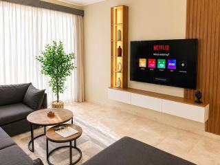 3bd and nany room, Garden view Hotel style, Sodic - 0