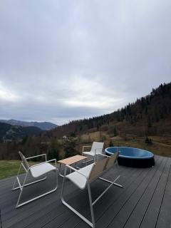 Hyde Retreat - 3