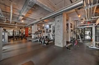 Contemporary Country Inspired Stay Downtown Dallas Free Parking Pool & Gym - 5