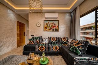 Prime location Moroccan-Style Luxury Apartment with Parking near Carré Eden Shopping Center - Marrakesh - 2