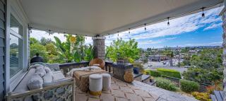 Sunset Luxury Hillside Residence - 0