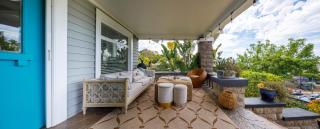 Sunset Luxury Hillside Residence - 6
