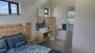 Surf Seals - sleeps 12 - Cape St. Francis - 6