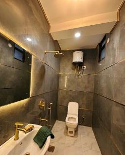 Velvet Den 3BHK with 3 bathroom 3 rooms and hall and a balcony - 1