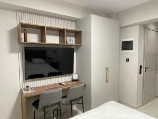 Glyfada Seaside White by Taurus - 3