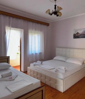 Roel's Guest House 1 - 8