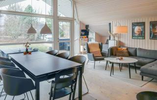 Cozy Home In Glesborg With Sauna - 8