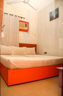 DeBoss Hotel - 6