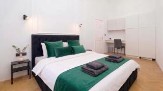 Top Central Cozy Nest 3Bdr - Steps to Main Attractions - 1