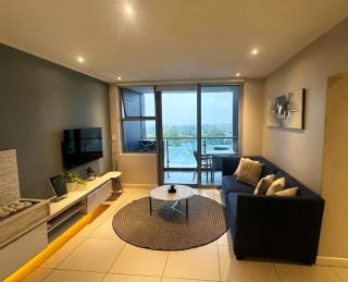 2 Bedroom at The Apex on Smuts in Rosebank - 6
