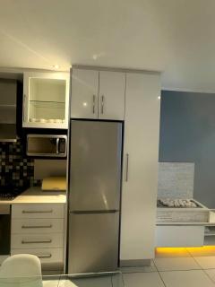 2 Bedroom at The Apex on Smuts in Rosebank - 2