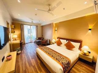 Hotel South Ex Residency - South Ex near AIIMS Delhi - Couple Friendly - 0