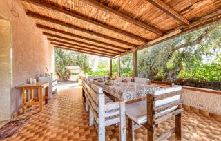 Stunning Home In Floridia - 9