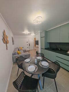 Aparthotel C50 - Alezzi Odyssey Pool & Spa Resort - 2